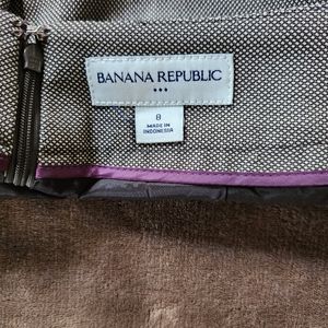 Banana Republic Skirt, Grey, Size 8